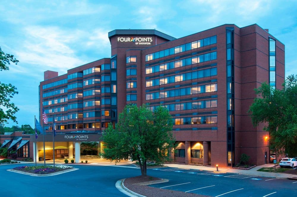 Four Points by Sheraton Richmond - wedding in Richmond, VA