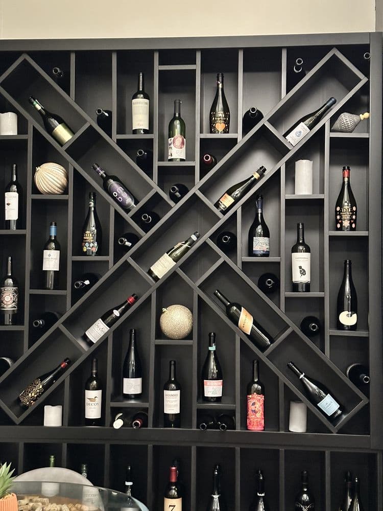 Unwine’d - wedding in Rochester, NY