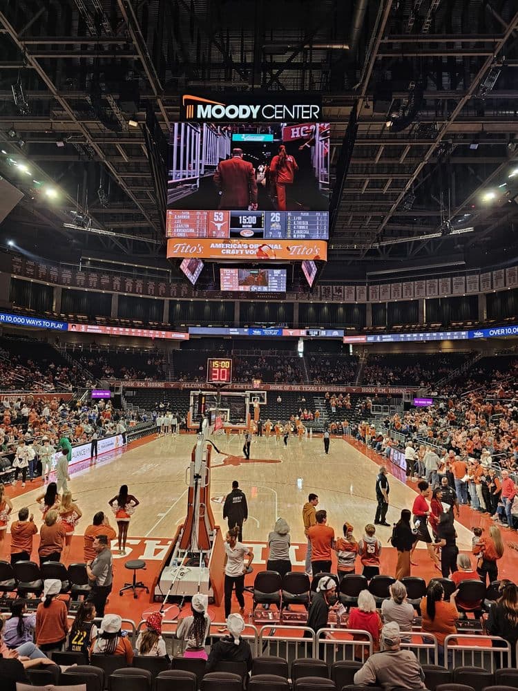 Moody Center - wedding in Austin, TX