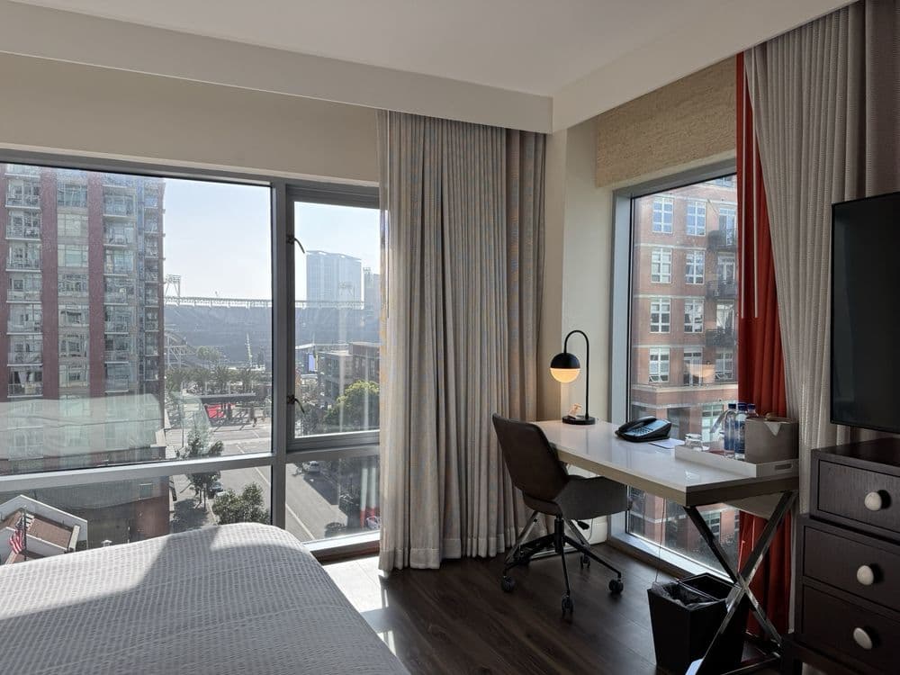 Hotel Indigo San Diego-Gaslamp Quarter - wedding in San Diego, CA