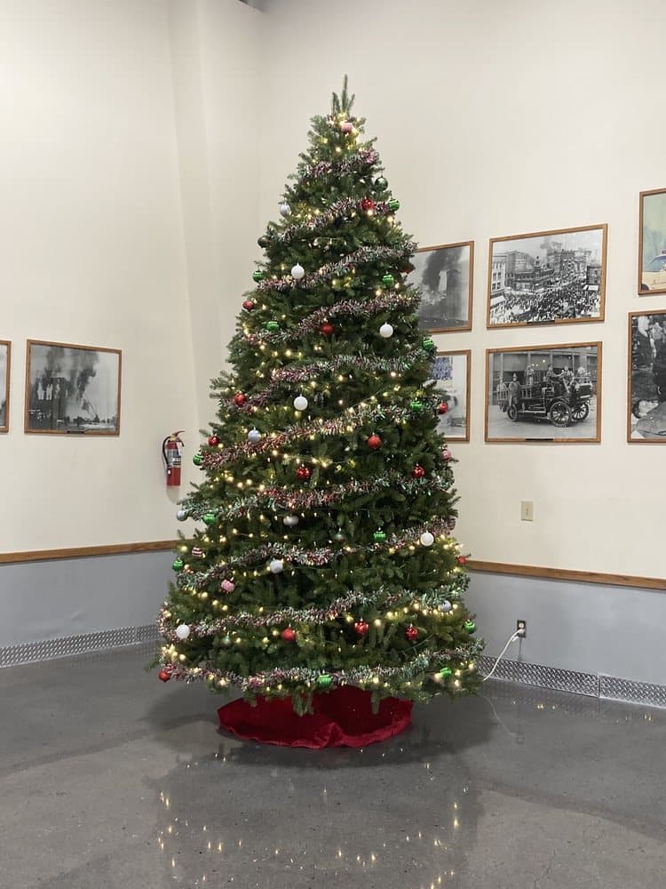 Firefighters Union Hall - wedding in Omaha, NE