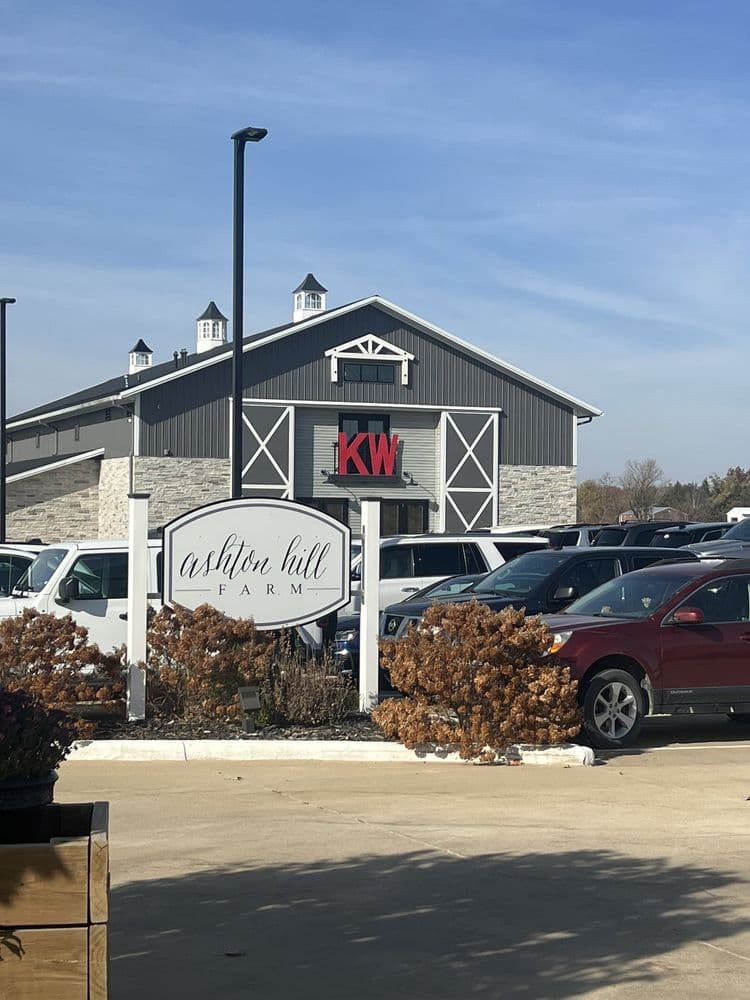 Ashton Hill Farm - wedding in Cedar Rapids, IA