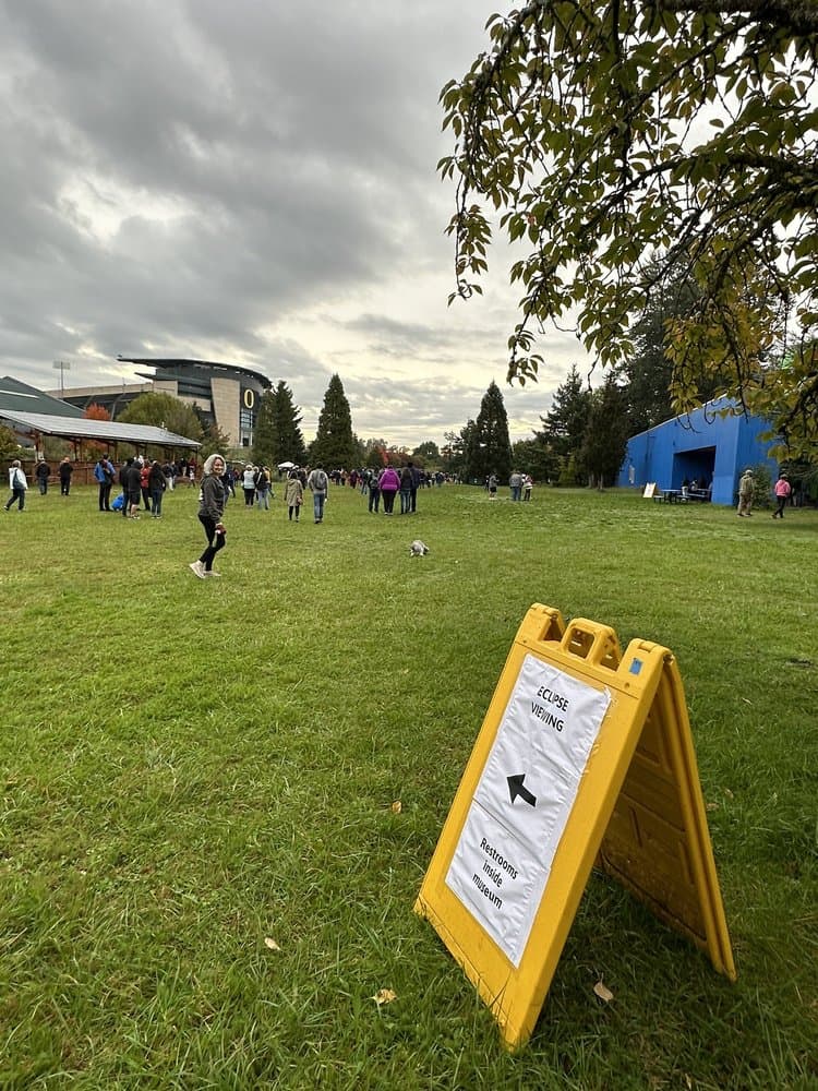 Eugene Science Center - wedding in Eugene, OR