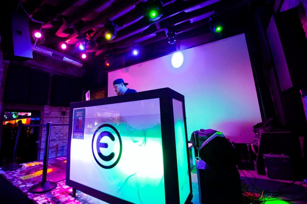 Emporium Arcade Bar - wedding in Chicago, IL