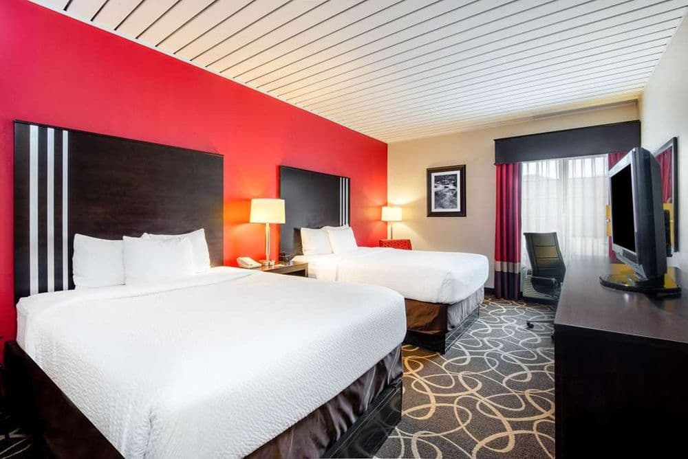 La Quinta Inn & Suites by Wyndham Elkview - Charleston NE - wedding in Elkview, WV