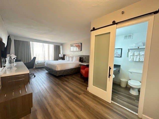 Norfolk Plaza Hotel - wedding in Norfolk, VA