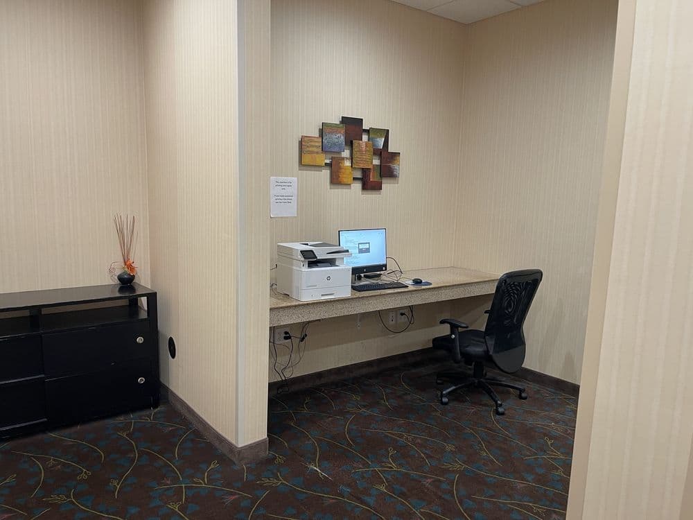 Holiday Inn Lincoln Southwest - wedding in Lincoln, NE